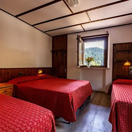 Hotel Hotel, Bar & Bistrot Saint Nicolas Gran Paradiso Saint Nicolas