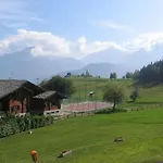& Restaurant Gran Paradiso فندق 3*