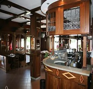 & Restaurant Gran Paradiso فندق